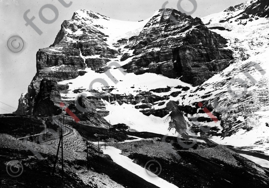 Jungfraubahn | Jungfrau Railways - Foto foticon-simon-023-031-sw.jpg | foticon.de - Bilddatenbank für Motive aus Geschichte und Kultur